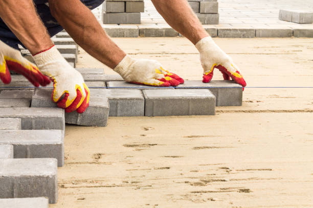 Best Local Driveway Pavers  in Lansing, KS